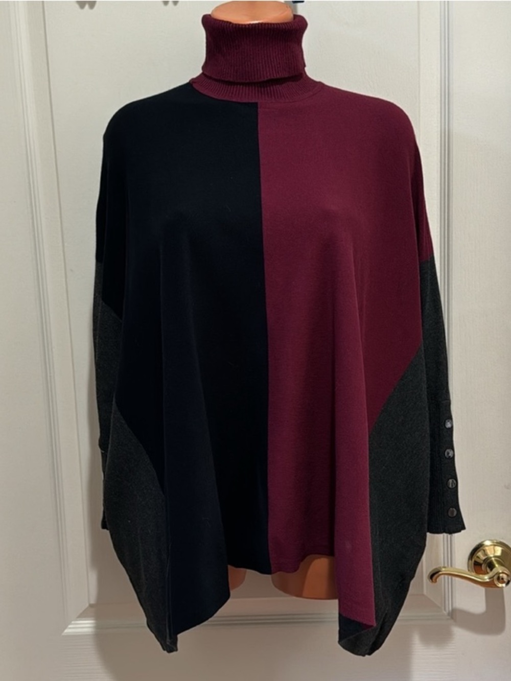 ALFANI Turtleneck Colorblock Poncho Sweater Petite Small PS SP $70 Malbec Gray